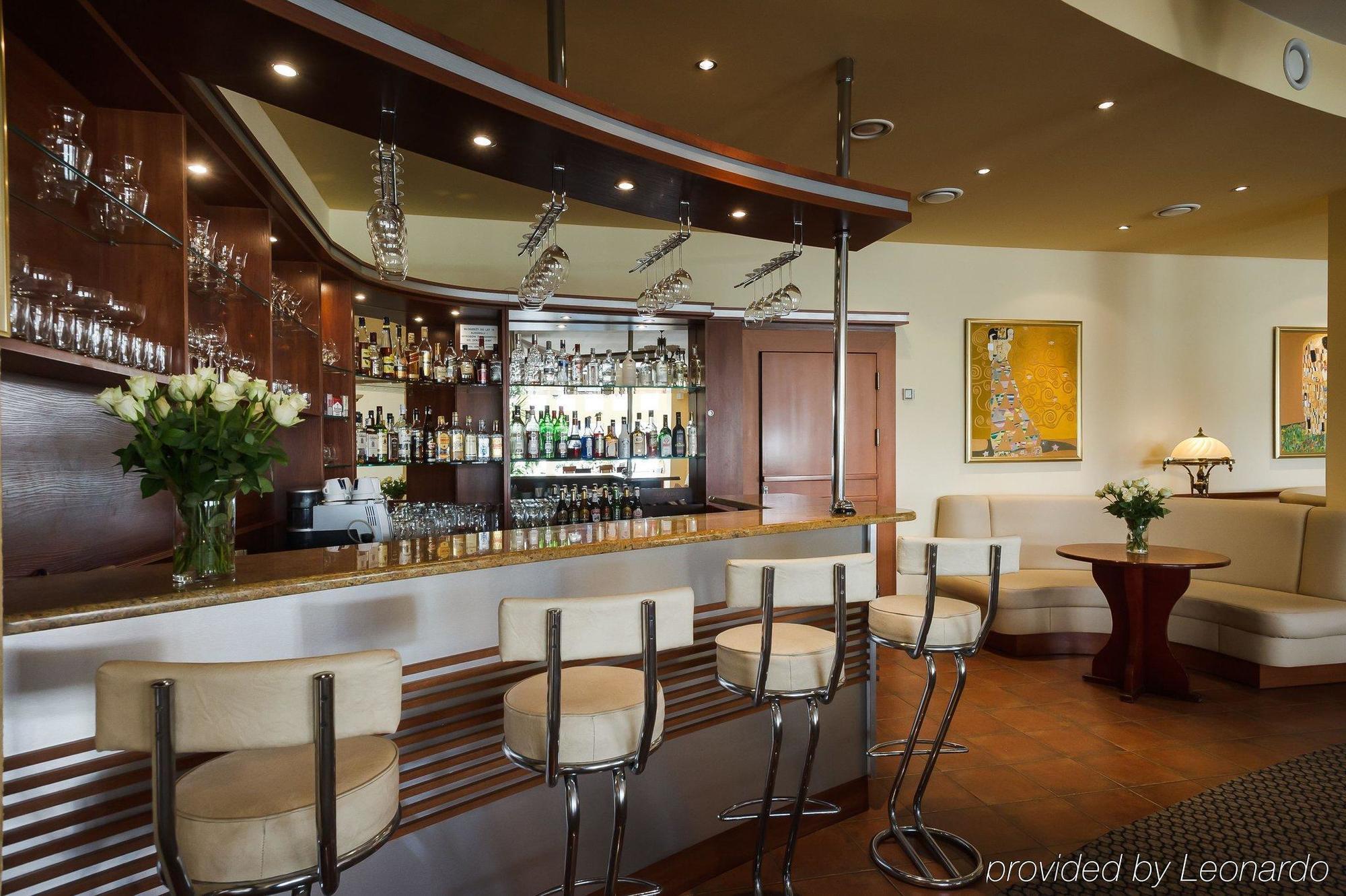 Bialy Dom Henlex Hotel Restauracja Poznań Extérieur photo